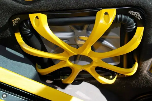 Audi TT — Demo Kicker — Galaxi Sound build 10