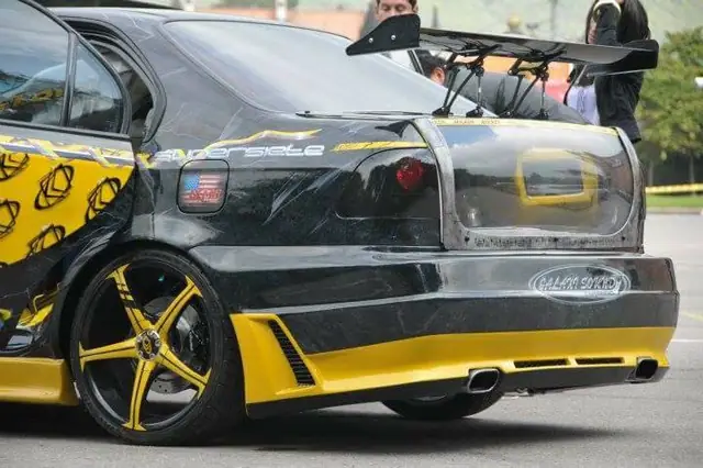 Honda Civic — Show Car Kicker — Galaxi Sound build 8
