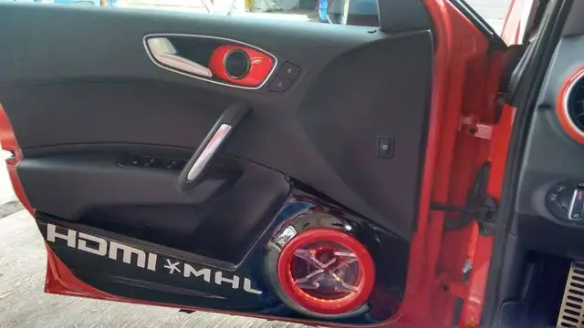 Demo Car de Sony Colombia (2015) — Galaxi Sound build 12