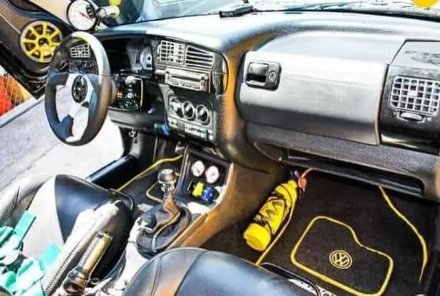 Volkswagen Golf — Build Kicker — Galaxi Sound build 5